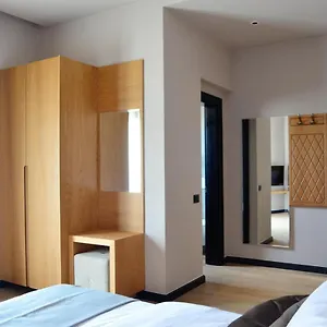 N'peze 3*, Tirana Albanie