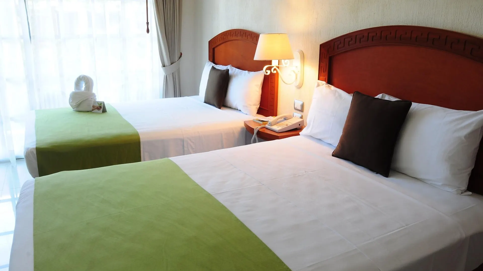 Hotel Posada Sian Kaan Playa Del Carmen 3*,