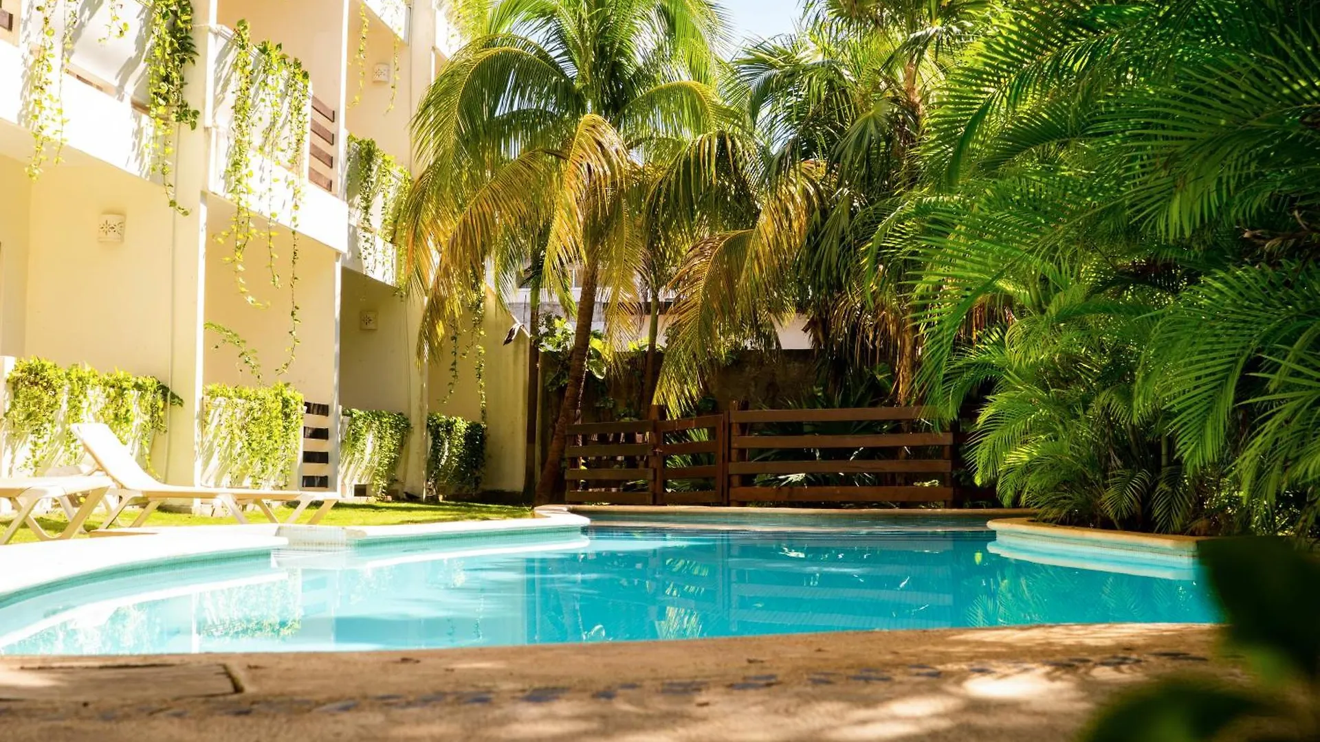 Hotel Posada Sian Kaan Playa Del Carmen
